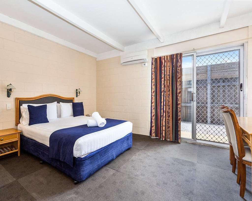 The Clairfield Hotel Mudgee Room photo